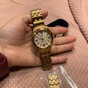 Fossil rose gold watch